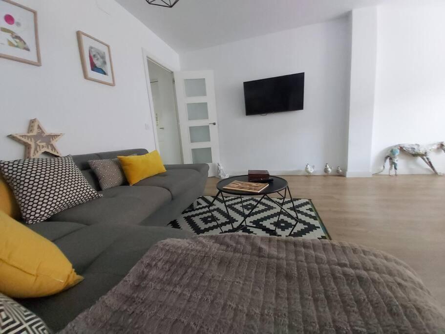 Luminoso Apartamento En El Centro, Con Mucho Arte Sewilla Zewnętrze zdjęcie